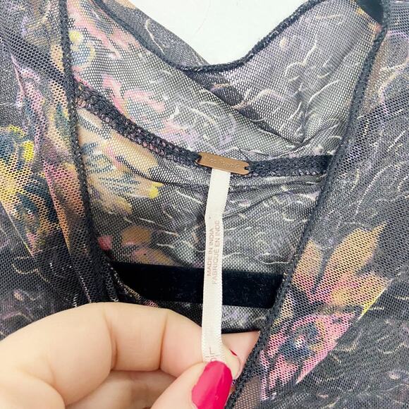 Free People Amber Black Mesh Fitted Mock Neck Blouse Size Large - Picture 2 of 3